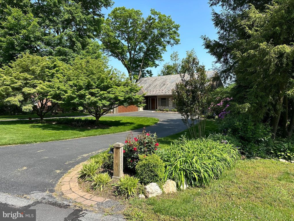 Photo of 1403 CENTER RD, LANCASTER, PA 17603 (MLS # PALA2037944)
