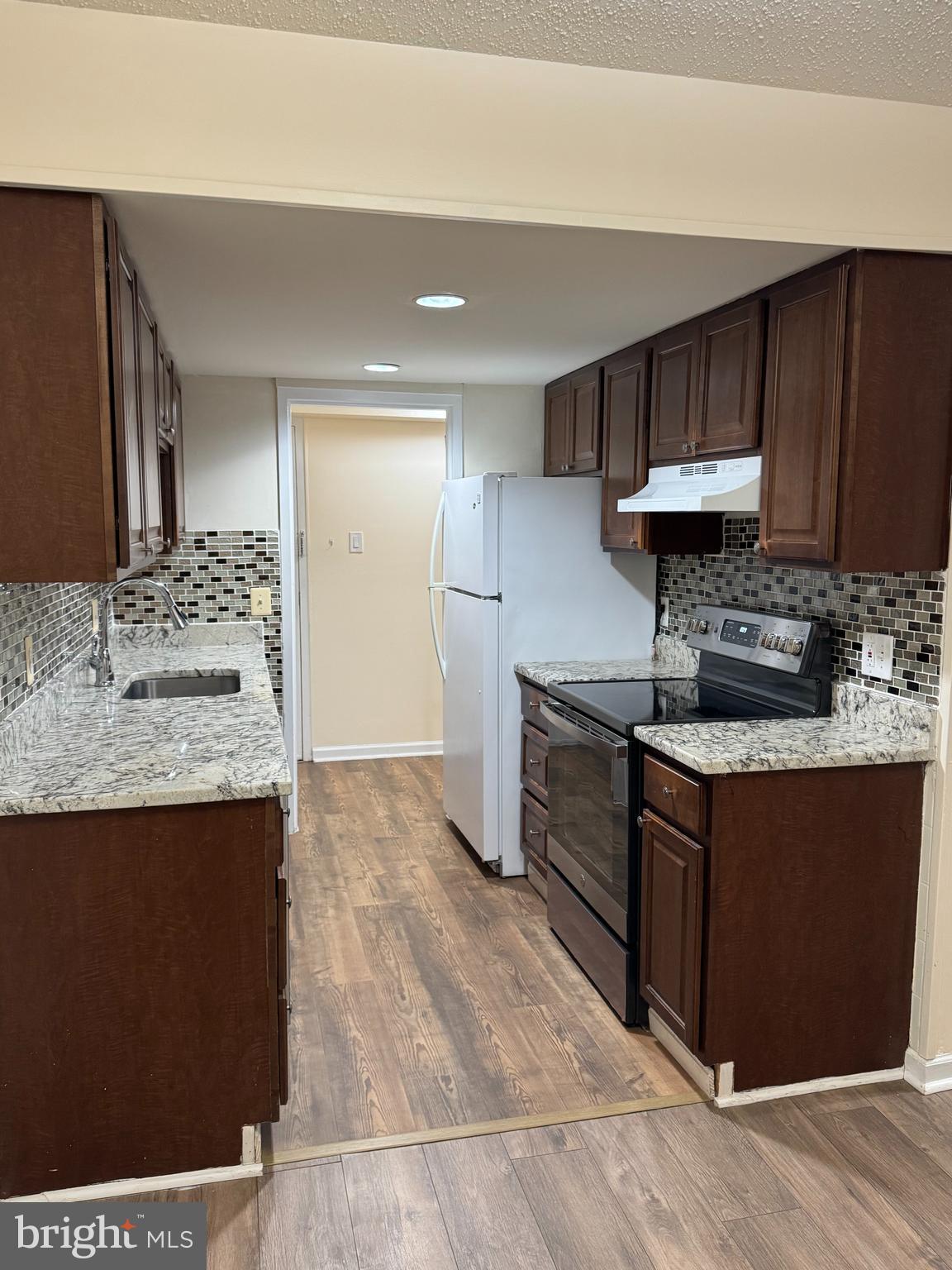 SHADOWOOD - Residential