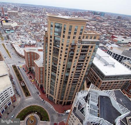 HARBOR EAST - Residential