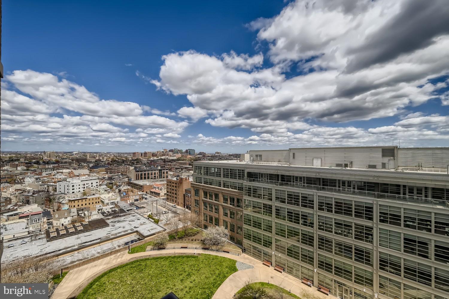 HARBOR EAST - Residential