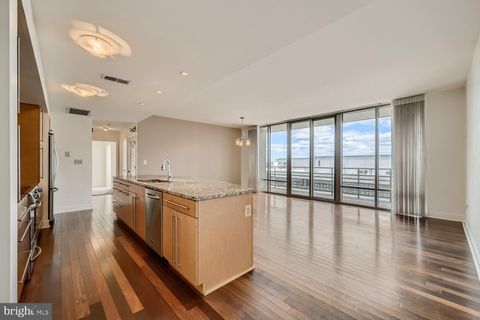 Condo For Sale - 675 President Street #1709<br/> BALTIMORE, MD 21202