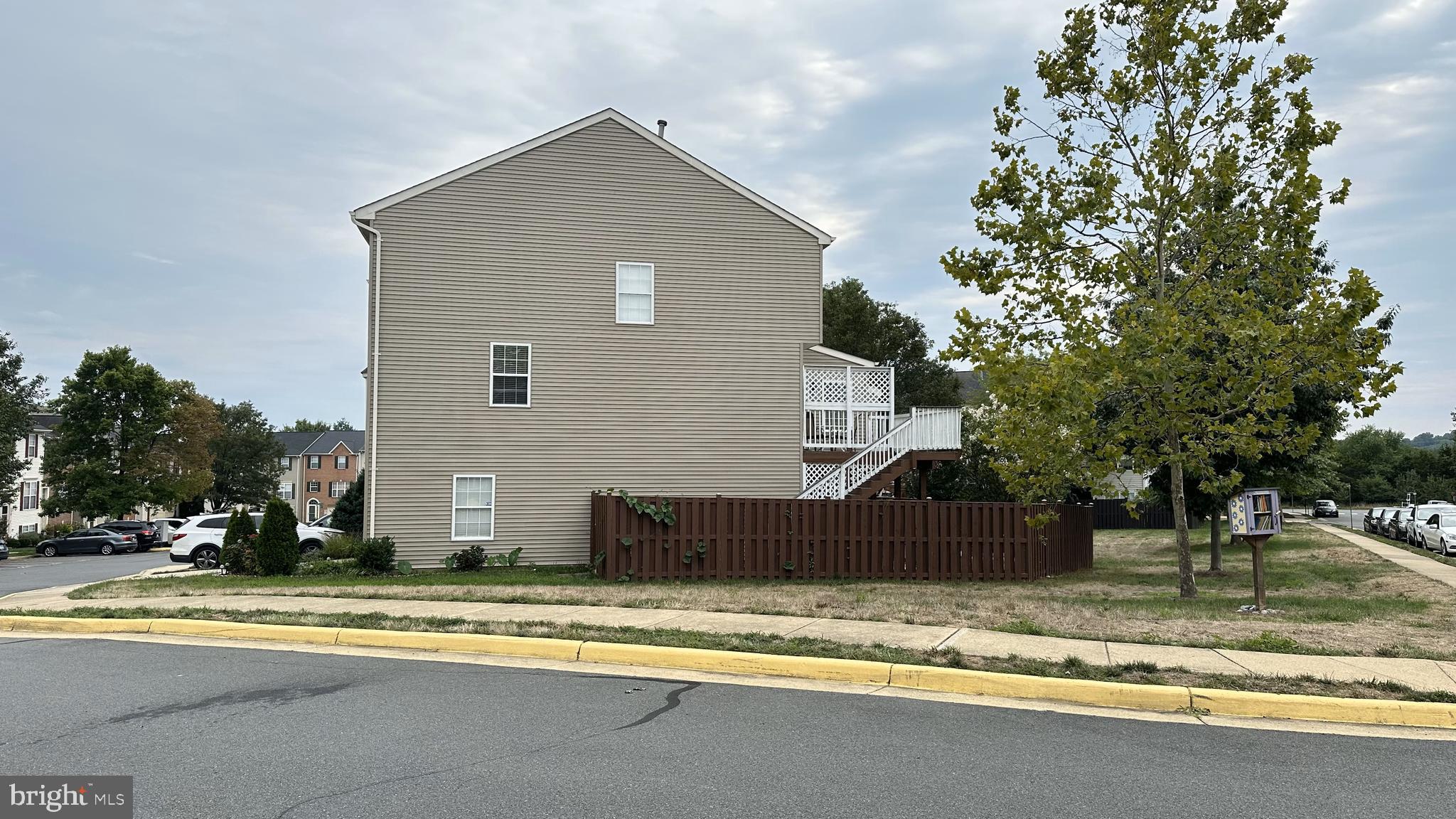 SYCAMORE HILL - Residential Lease