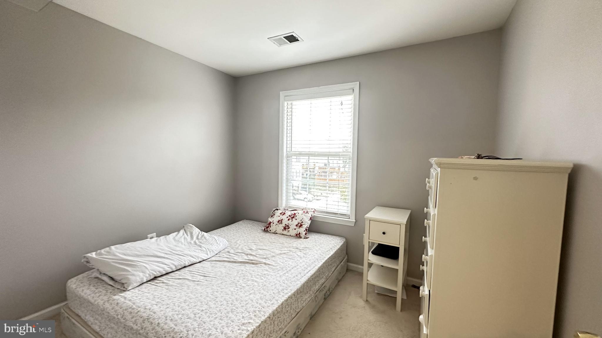 SYCAMORE HILL - Residential Lease