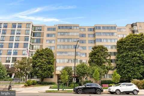 1711 Massachusetts Avenue NW Unit 622, Washington, DC 20036 - MLS#: DCDC2177136
