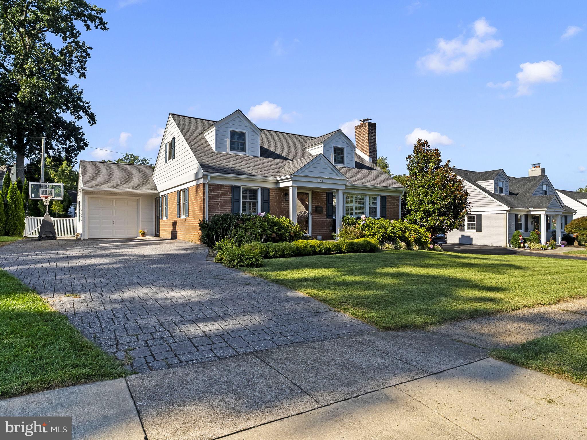 128 RODNEY CIRCLE