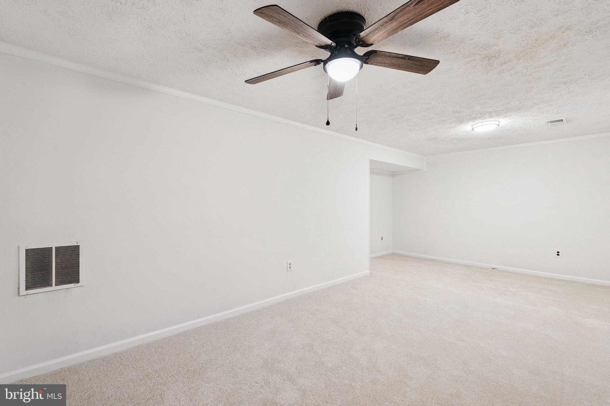 LAKE BRADDOCK - Residential Lease