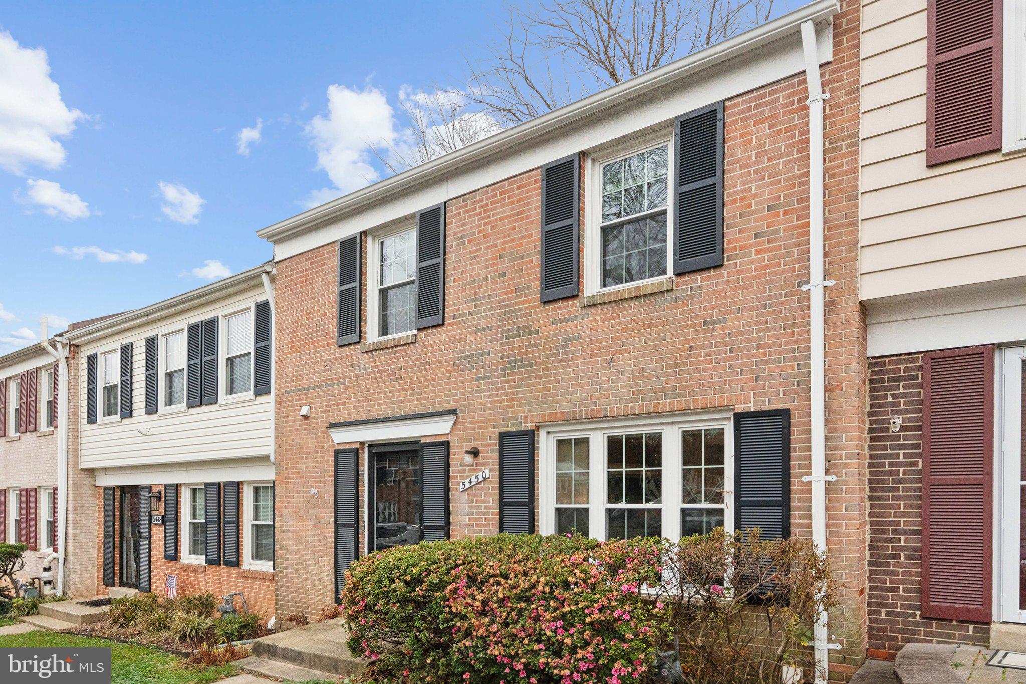 LAKE BRADDOCK - Residential Lease
