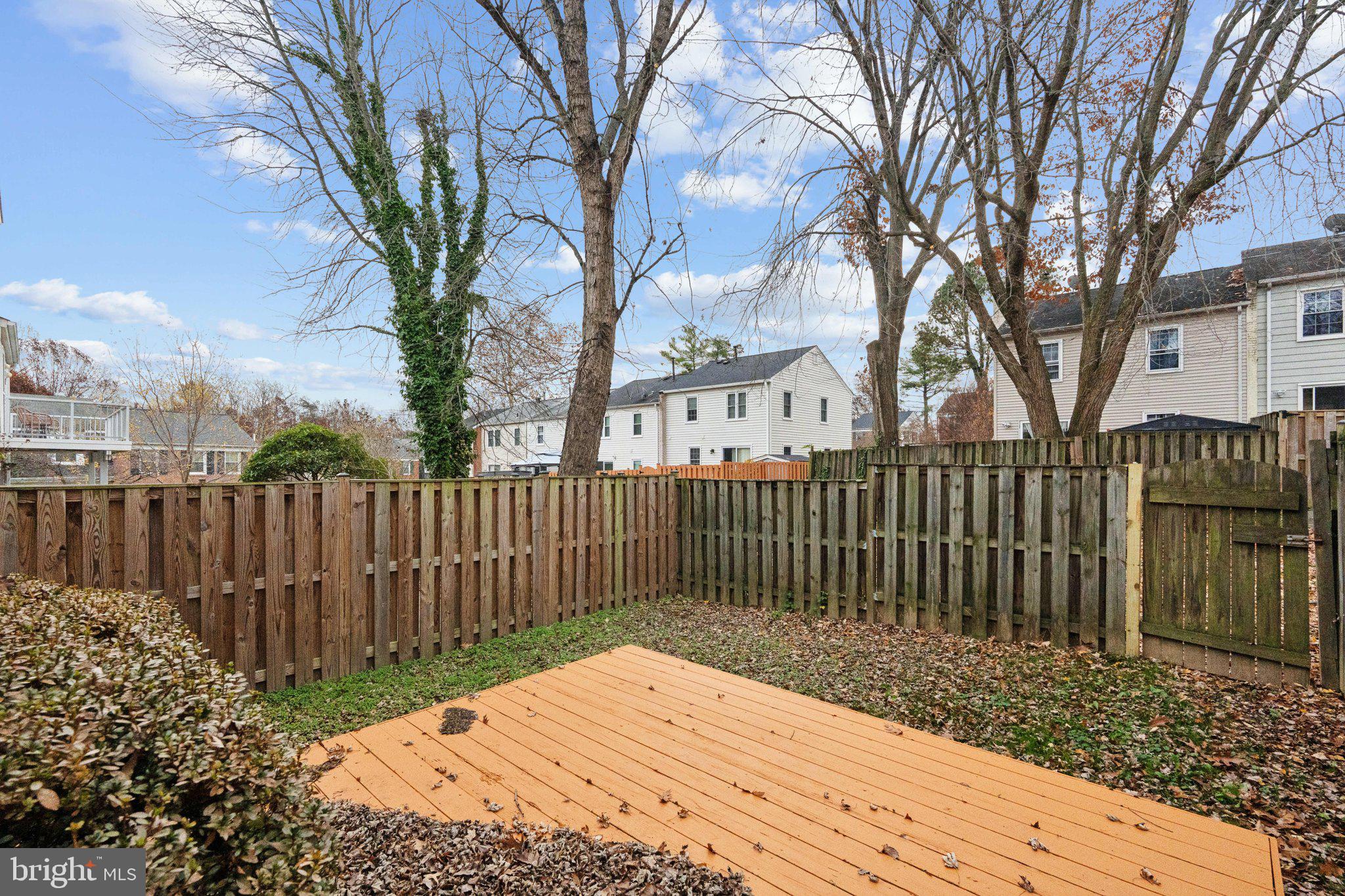 LAKE BRADDOCK - Residential Lease