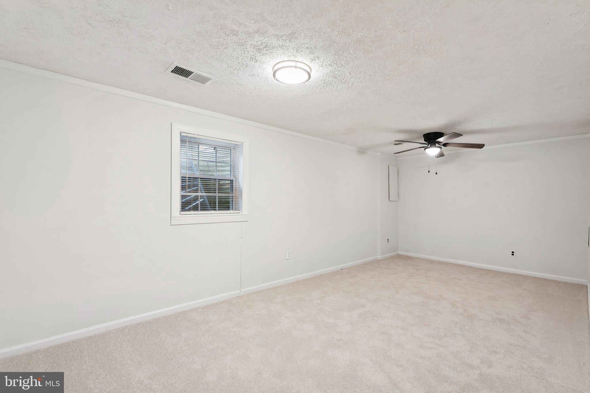 LAKE BRADDOCK - Residential Lease