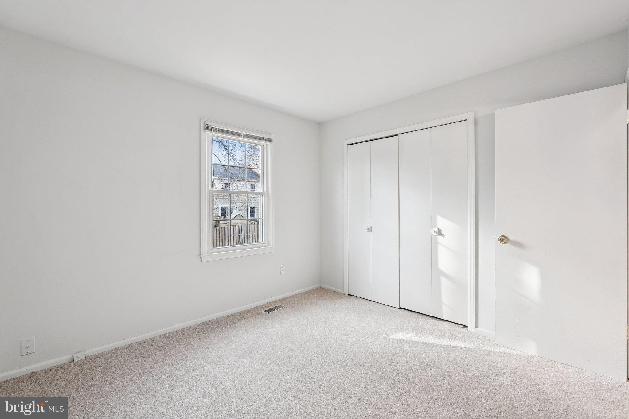 LAKE BRADDOCK - Residential Lease