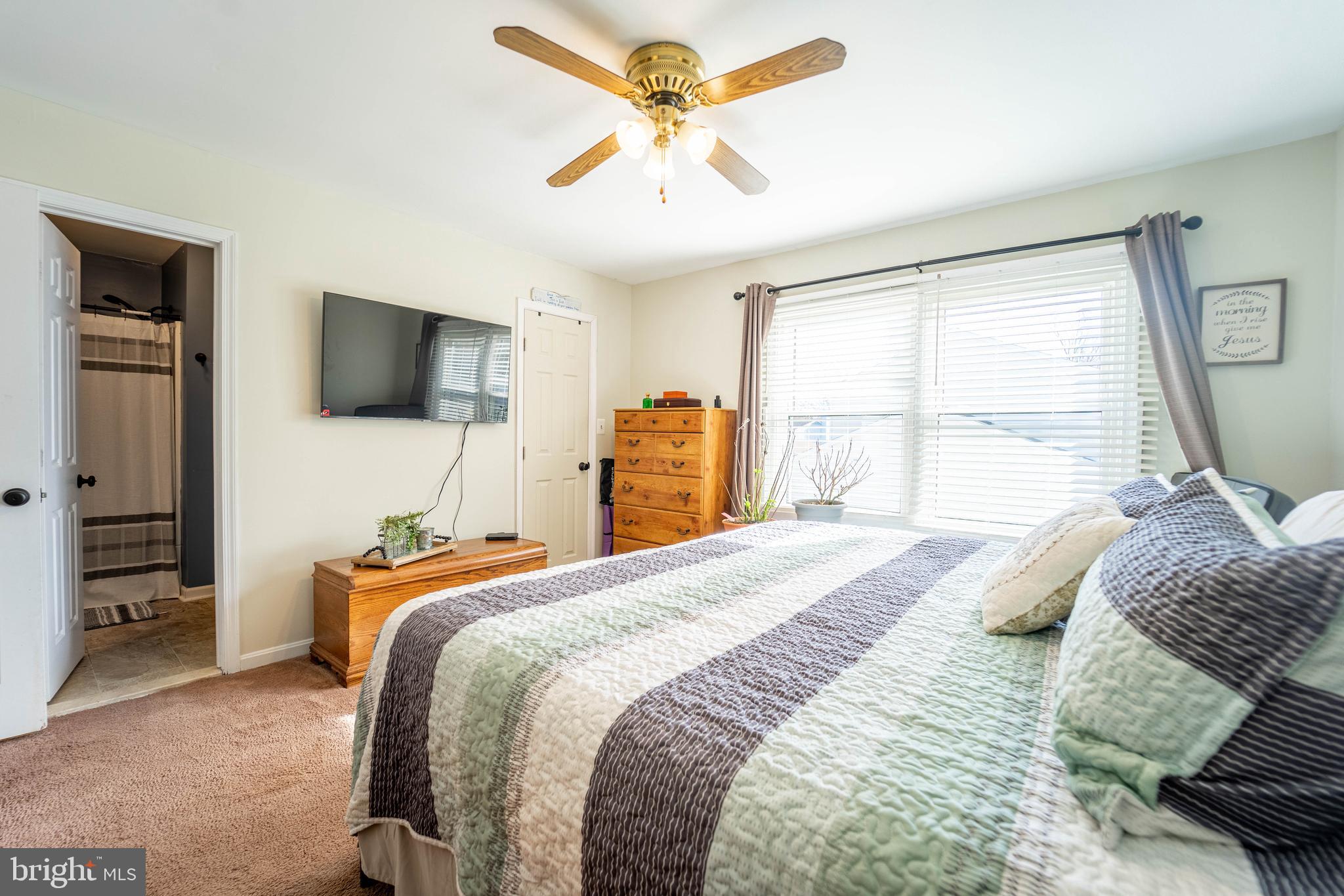 REVELL DOWNS - Residential