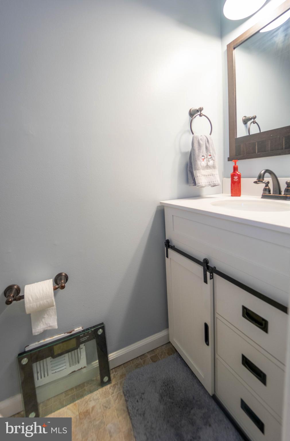 REVELL DOWNS - Residential