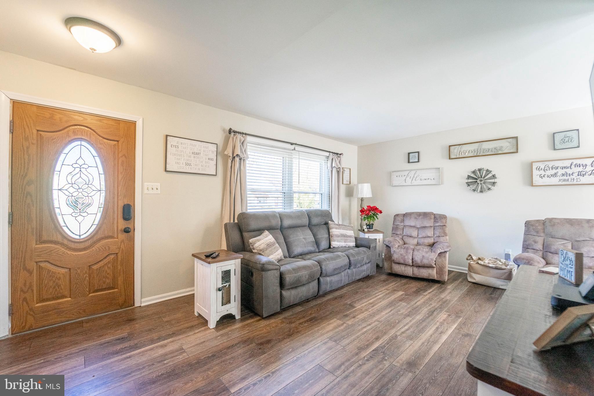 REVELL DOWNS - Residential