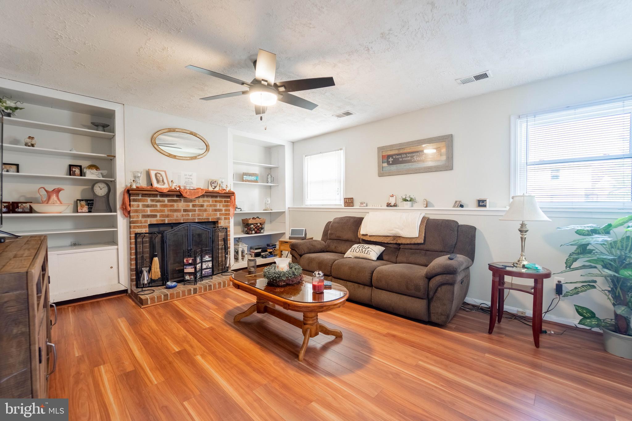 REVELL DOWNS - Residential