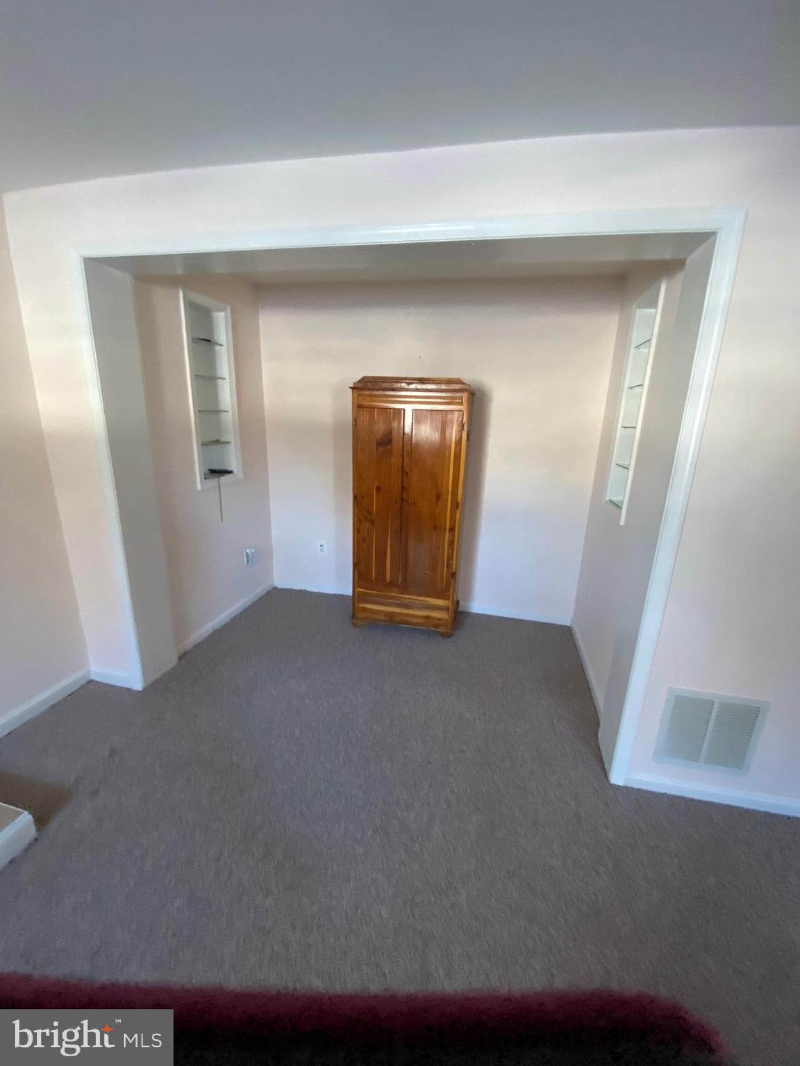 GLENBROOKE WOODS - Residential