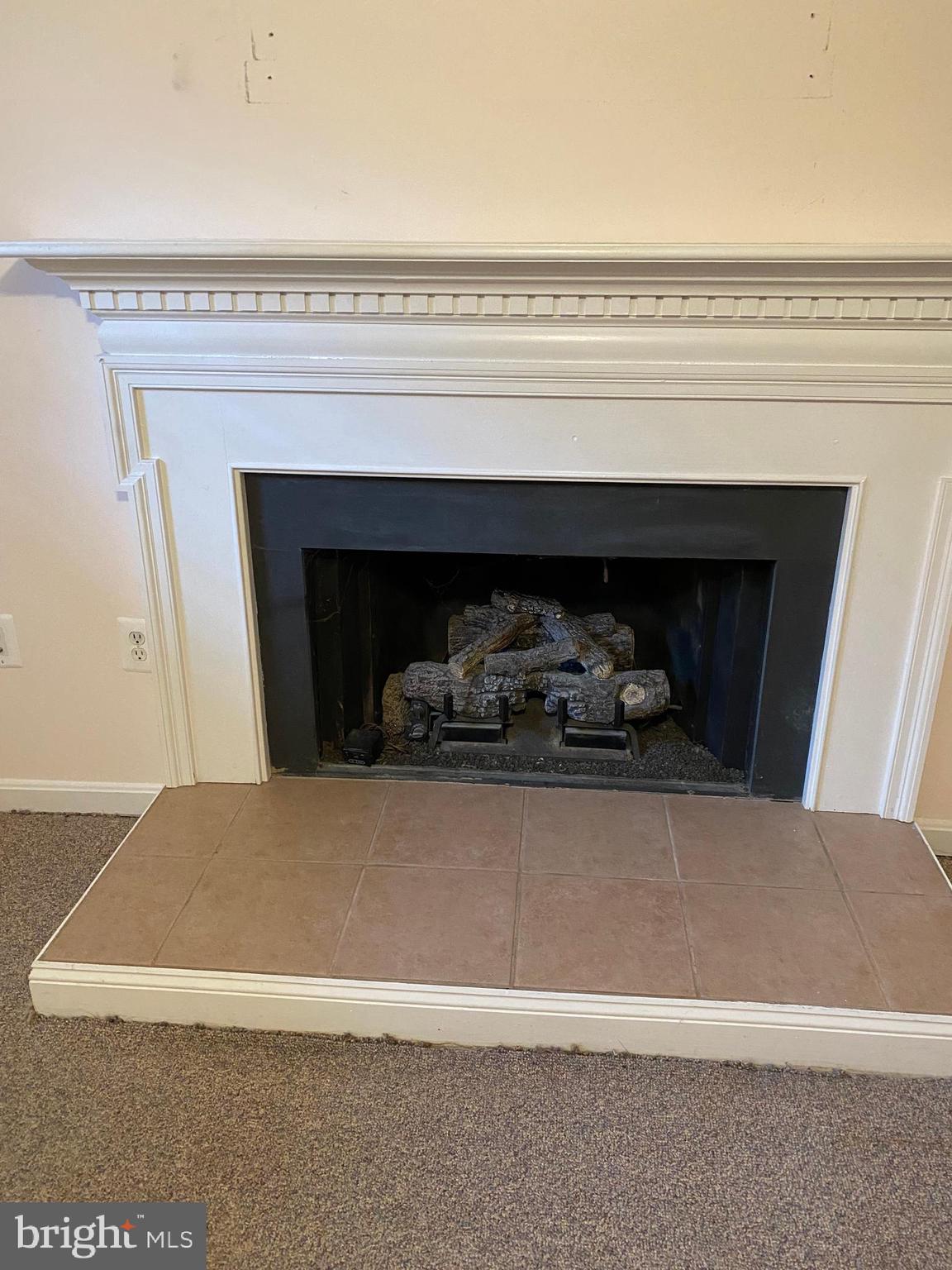 GLENBROOKE WOODS - Residential