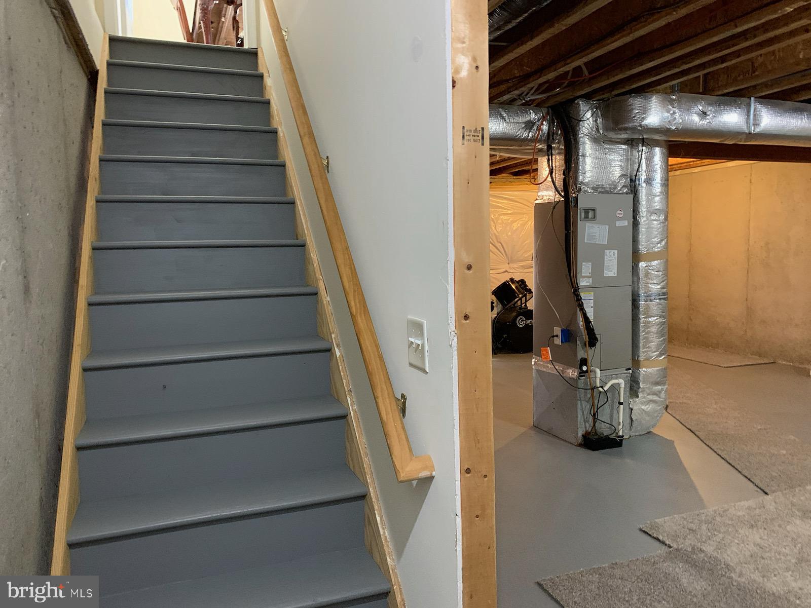 AMBER WOODS - Residential