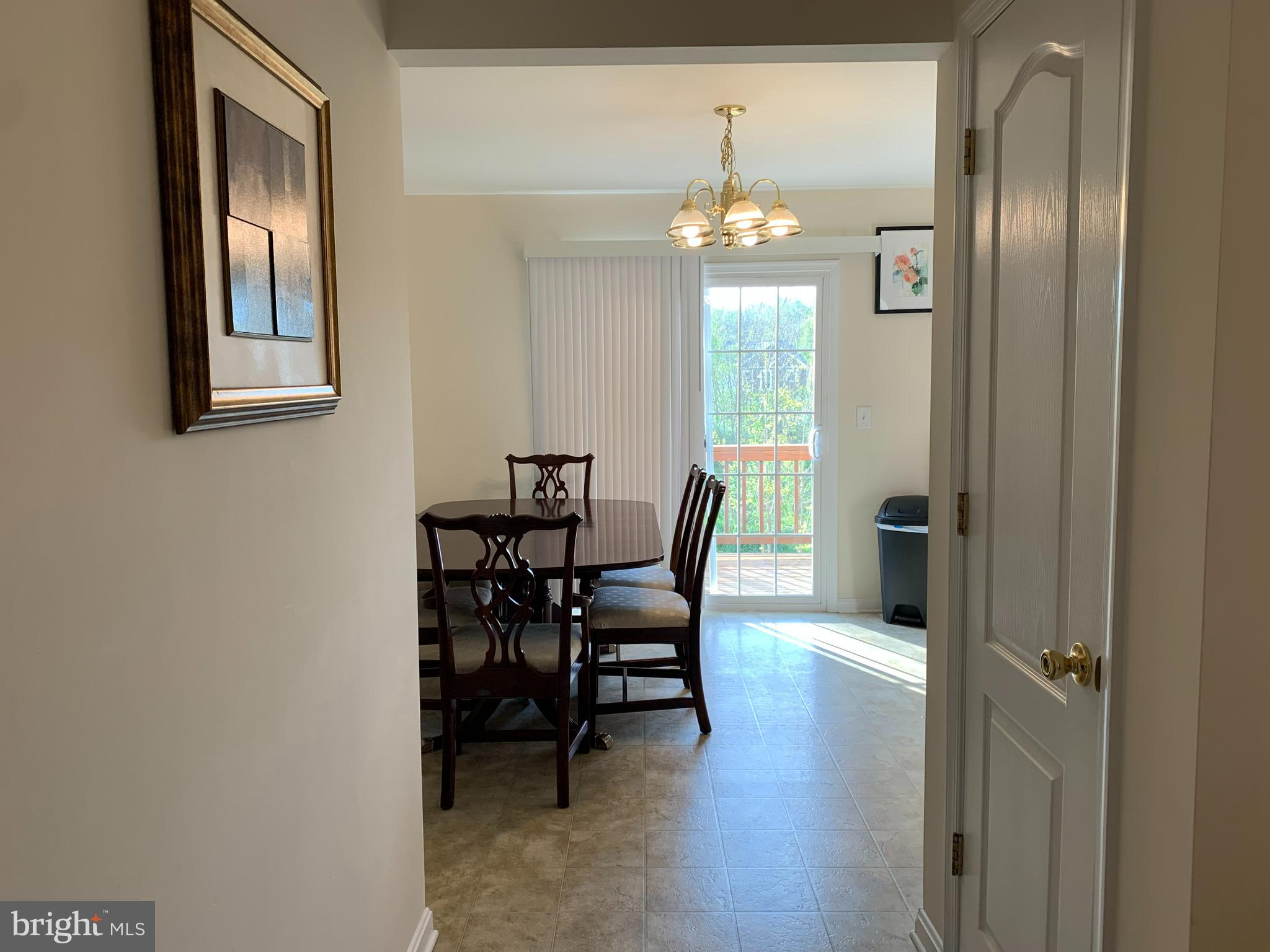 AMBER WOODS - Residential