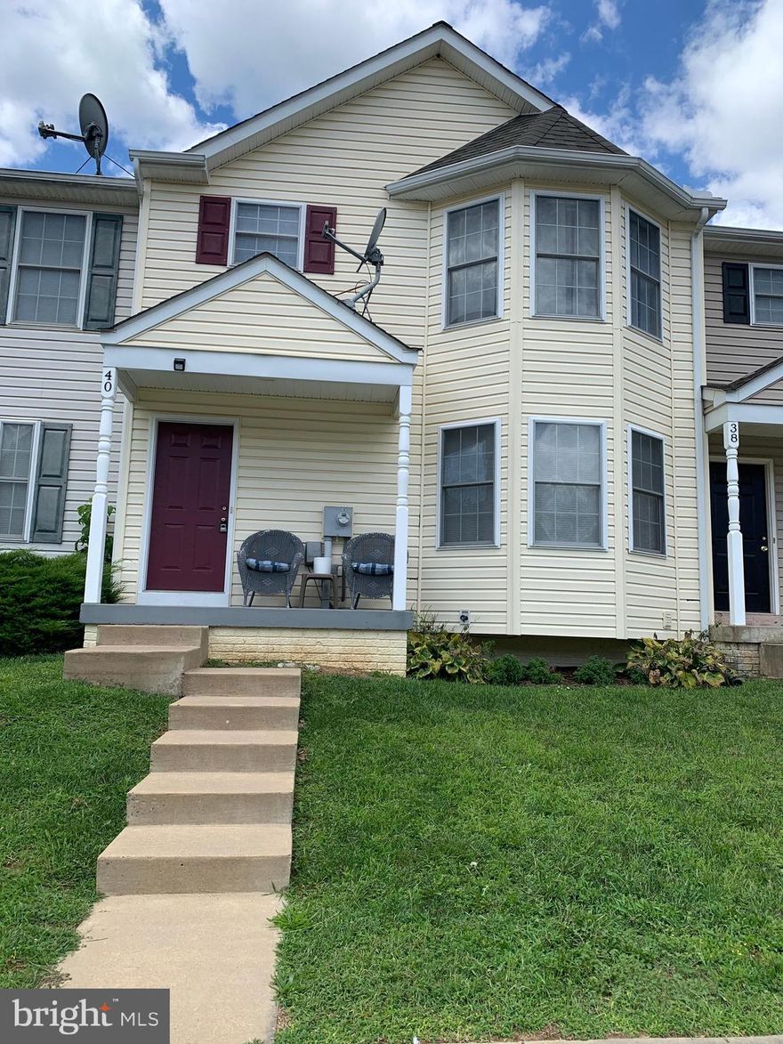 Adorable townhouse tucked away in a small, quiet community. Only minutes to I-81, shopping options and a variety of restaurants. This home has been well cared for with recent upgrades. The upgrades include a new dishwasher, carpet, water softener and bay windows up & down.  The heat pump & furnace were replaced 3 years ago.  You enter into a large living room with natural light. The kitchen/dining area is spacious with a walkout to the rear deck. A nice size pantry and powder room complete the main level. Upstairs you will find a primary bedroom with a full bathroom & walk in closet,  two nice size bedrooms and a full bathroom. The unfinished basement gives you plenty of space for storage and is ready to be finished however you would like.   The backyard overlooks a common area that is wooded,  which provides for additional privacy. Two parking spaces are provided for this property, and there is also guest parking available. This home is move in ready!                                                                                                                                                 
Call to schedule your showing today
The 3 previous contracts fell through at no fault of the seller or the home.