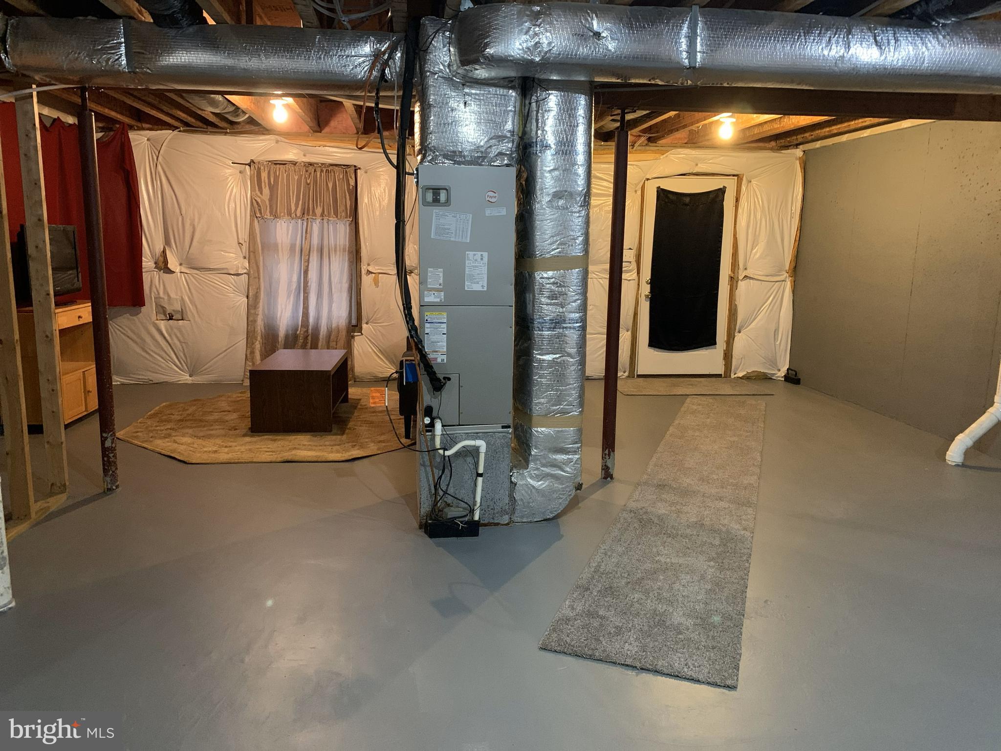 AMBER WOODS - Residential