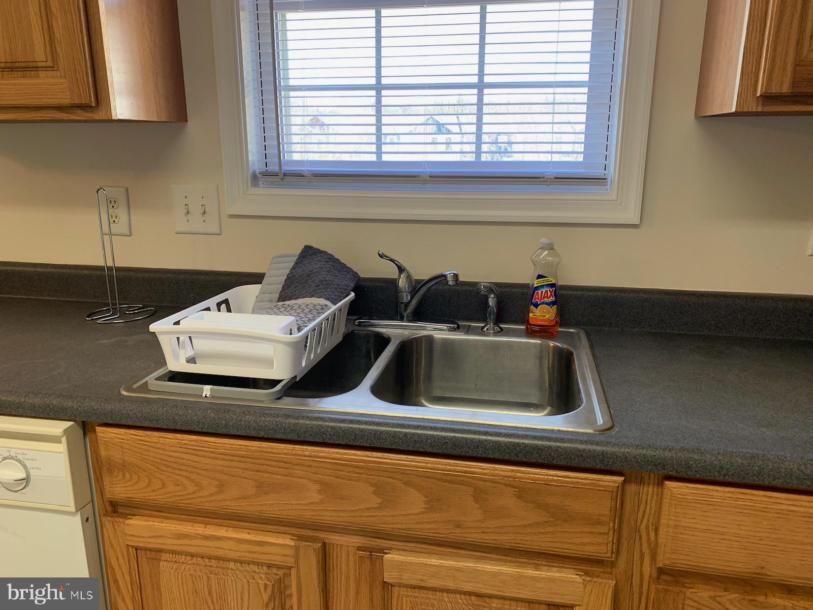 AMBER WOODS - Residential