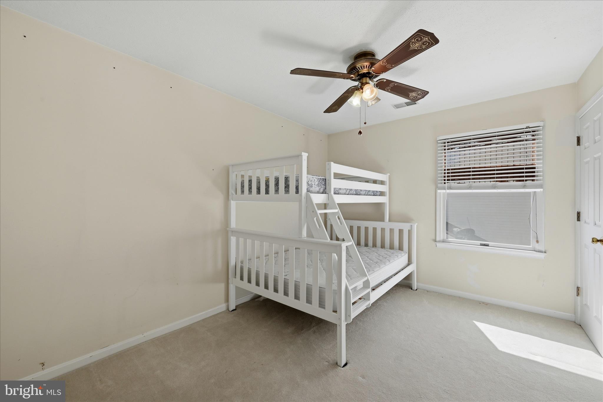 ALBIN VILLAGE - Residential