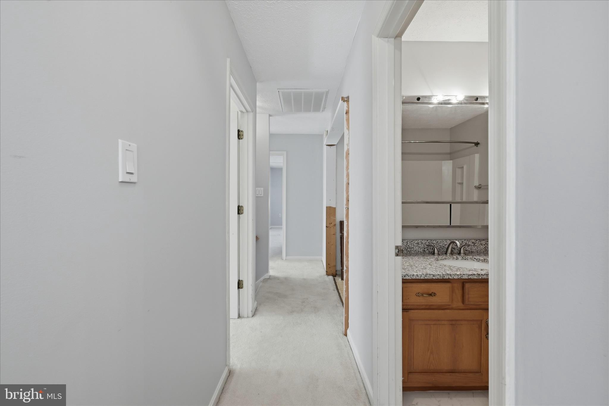 ALBIN VILLAGE - Residential