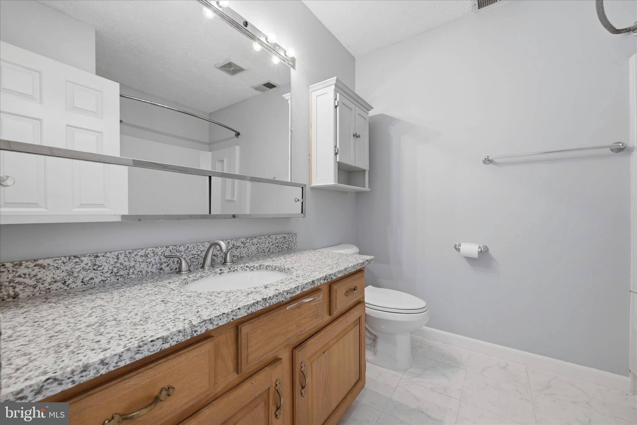 ALBIN VILLAGE - Residential