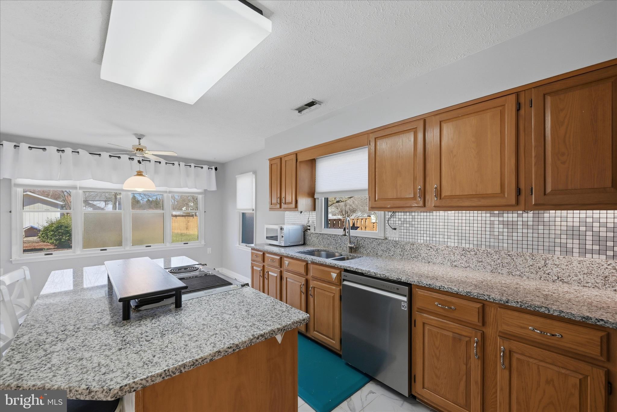 ALBIN VILLAGE - Residential