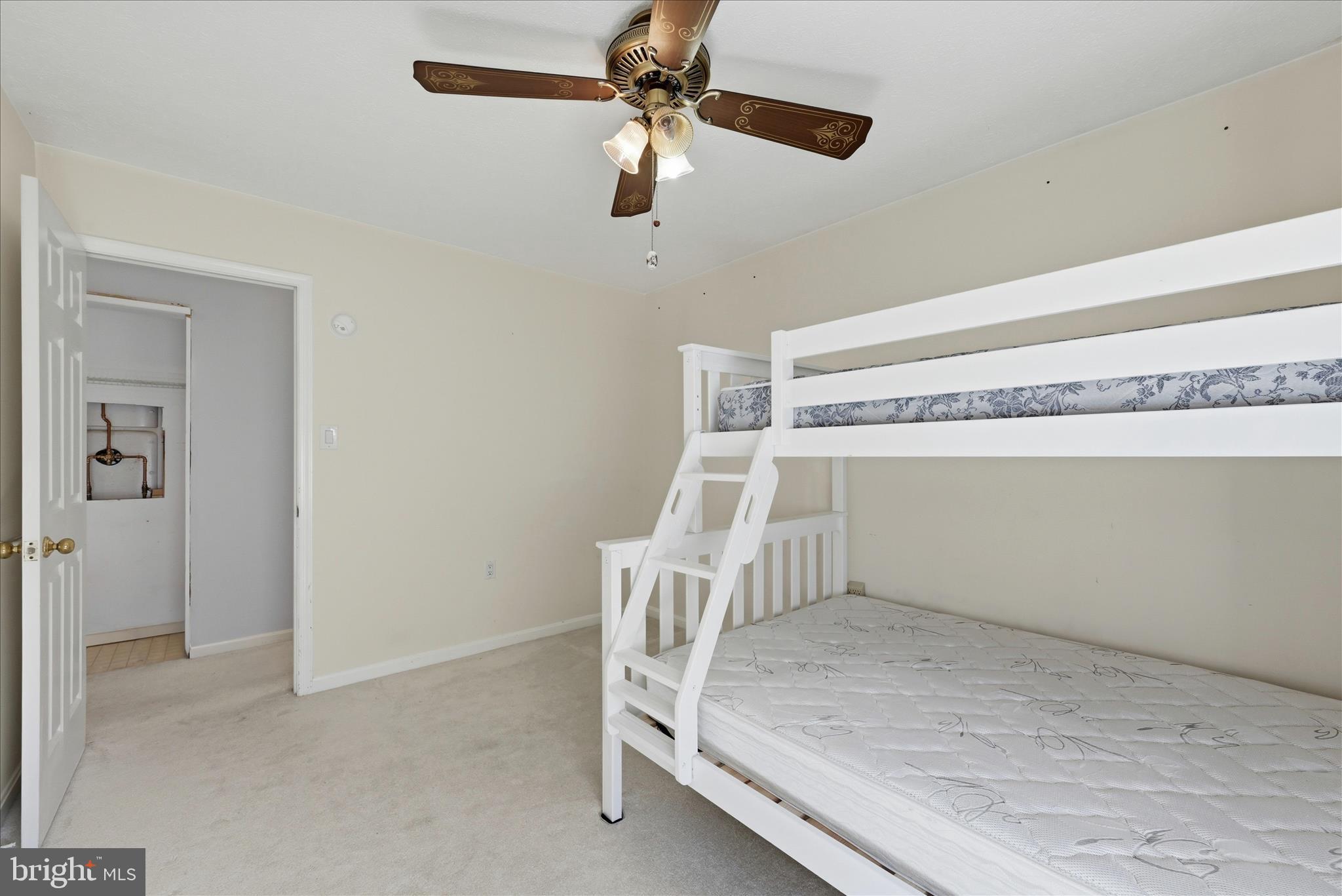 ALBIN VILLAGE - Residential