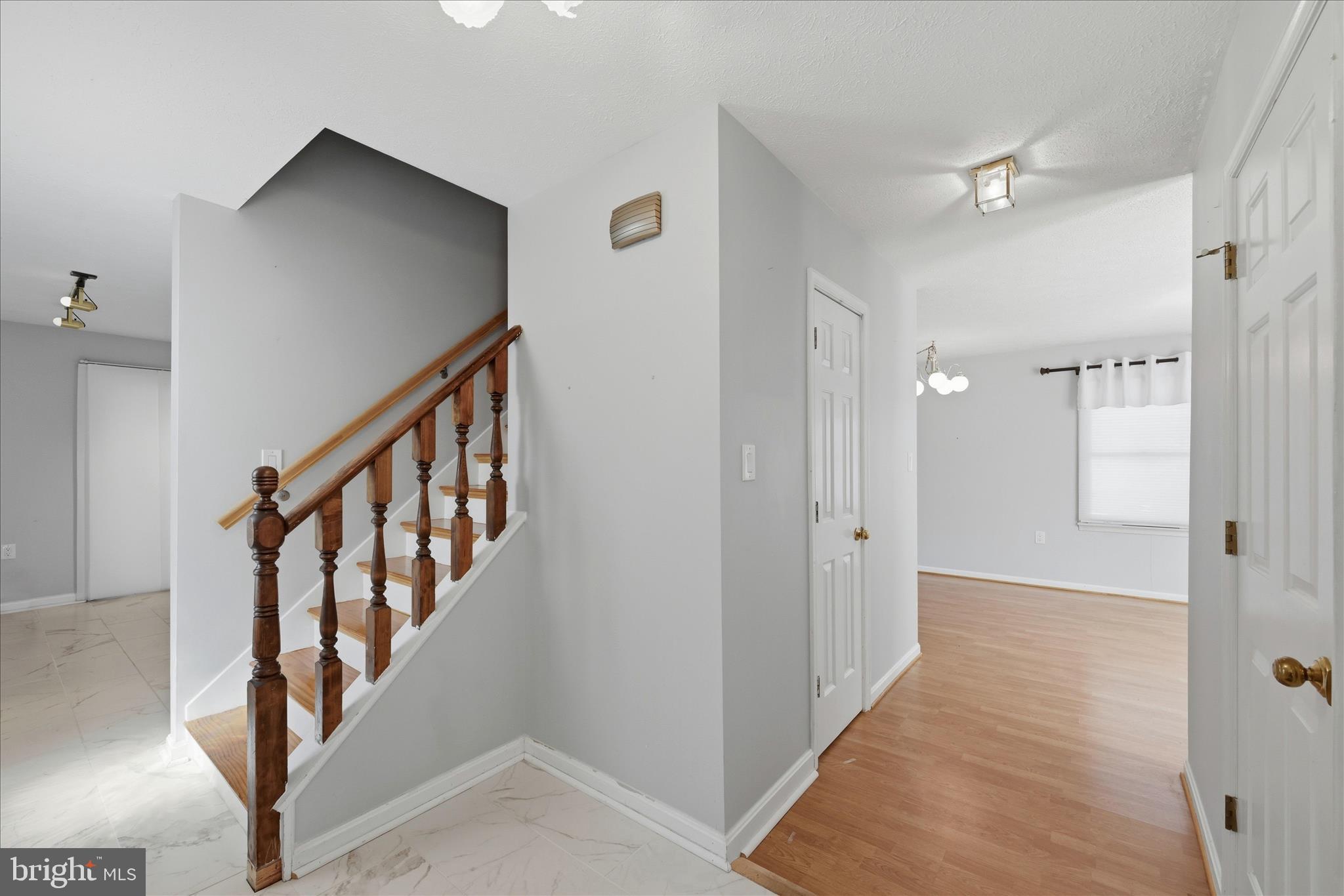 ALBIN VILLAGE - Residential