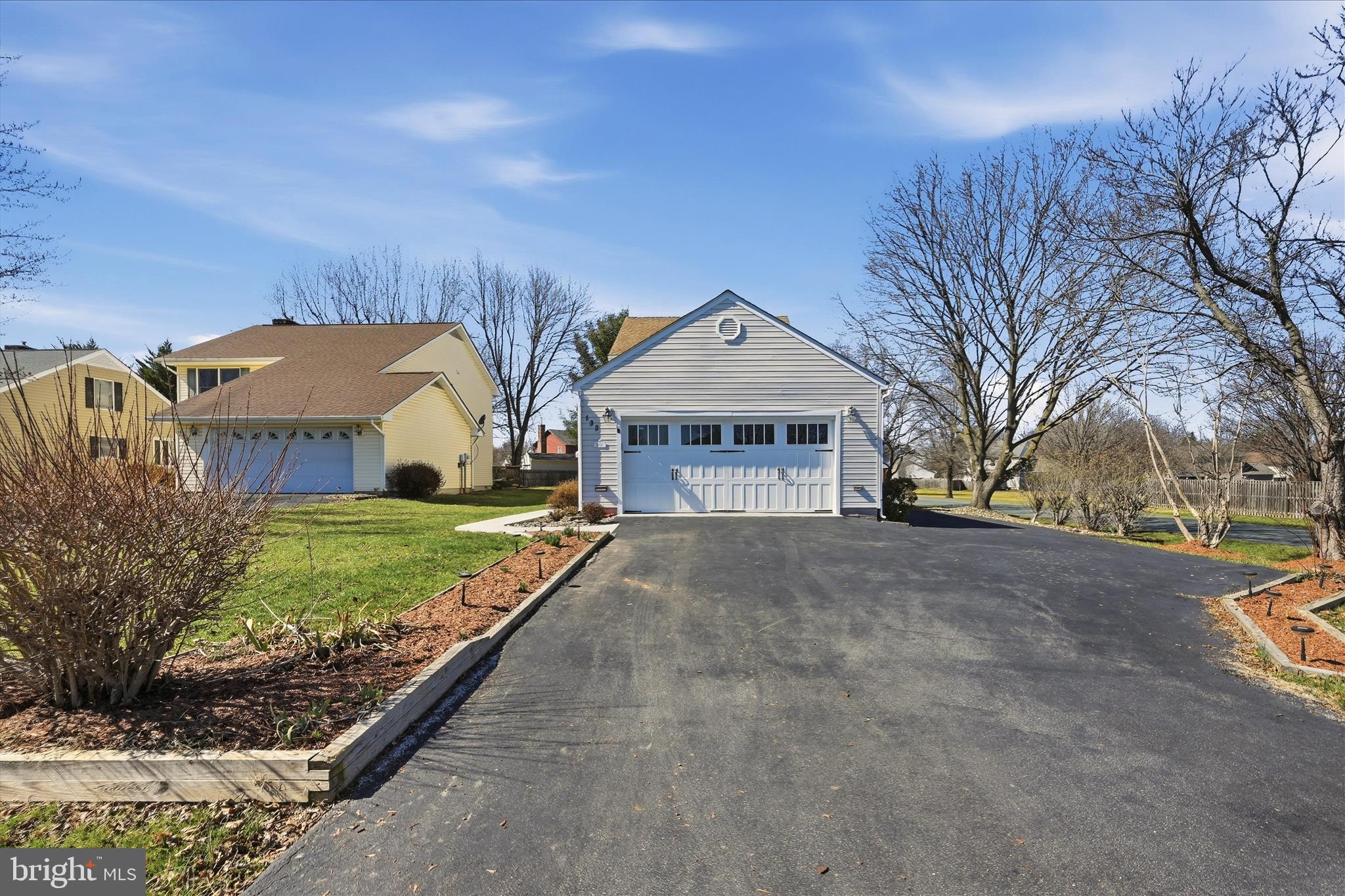 ALBIN VILLAGE - Residential