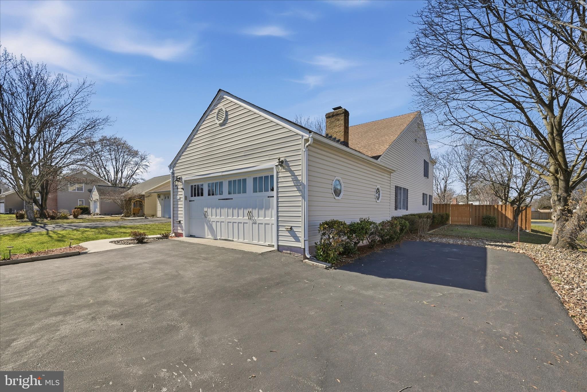 ALBIN VILLAGE - Residential