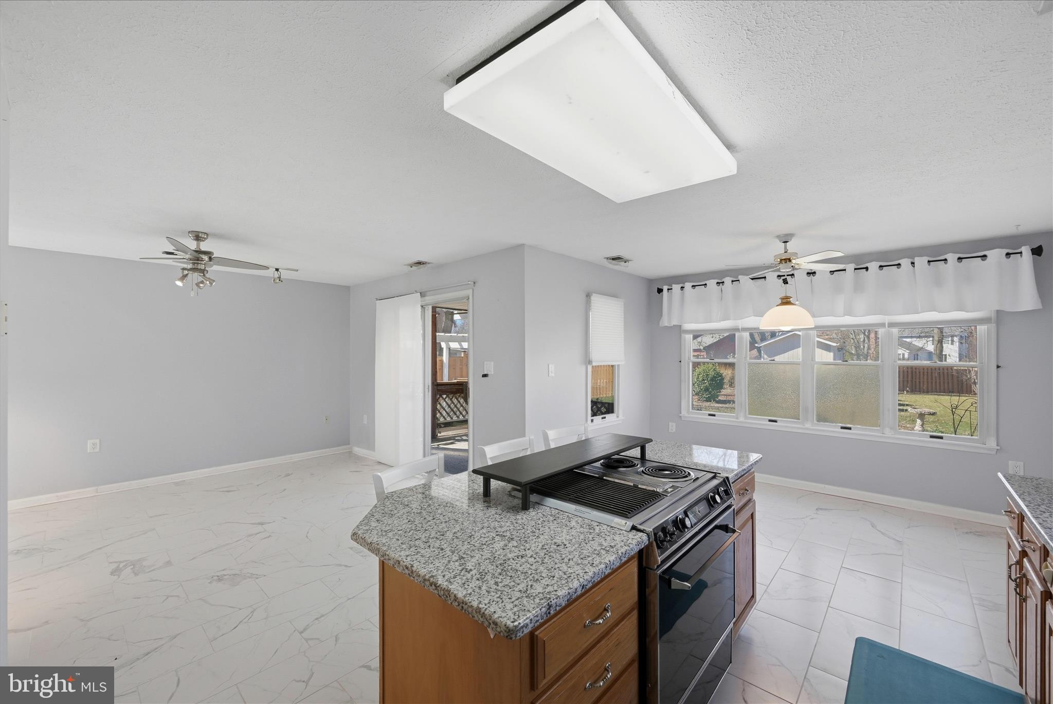 ALBIN VILLAGE - Residential