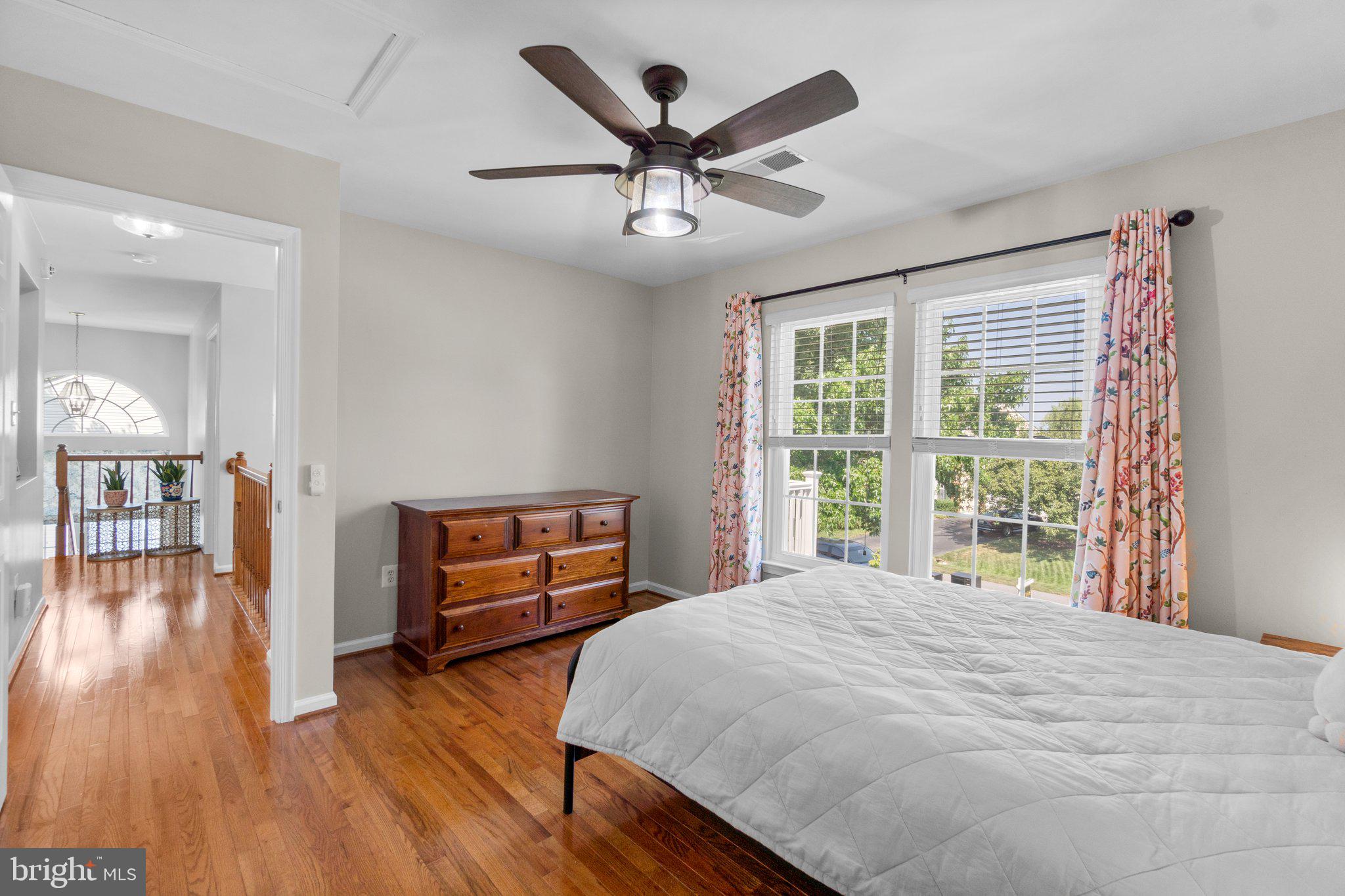 CAMBRIDGE FARMS - Residential