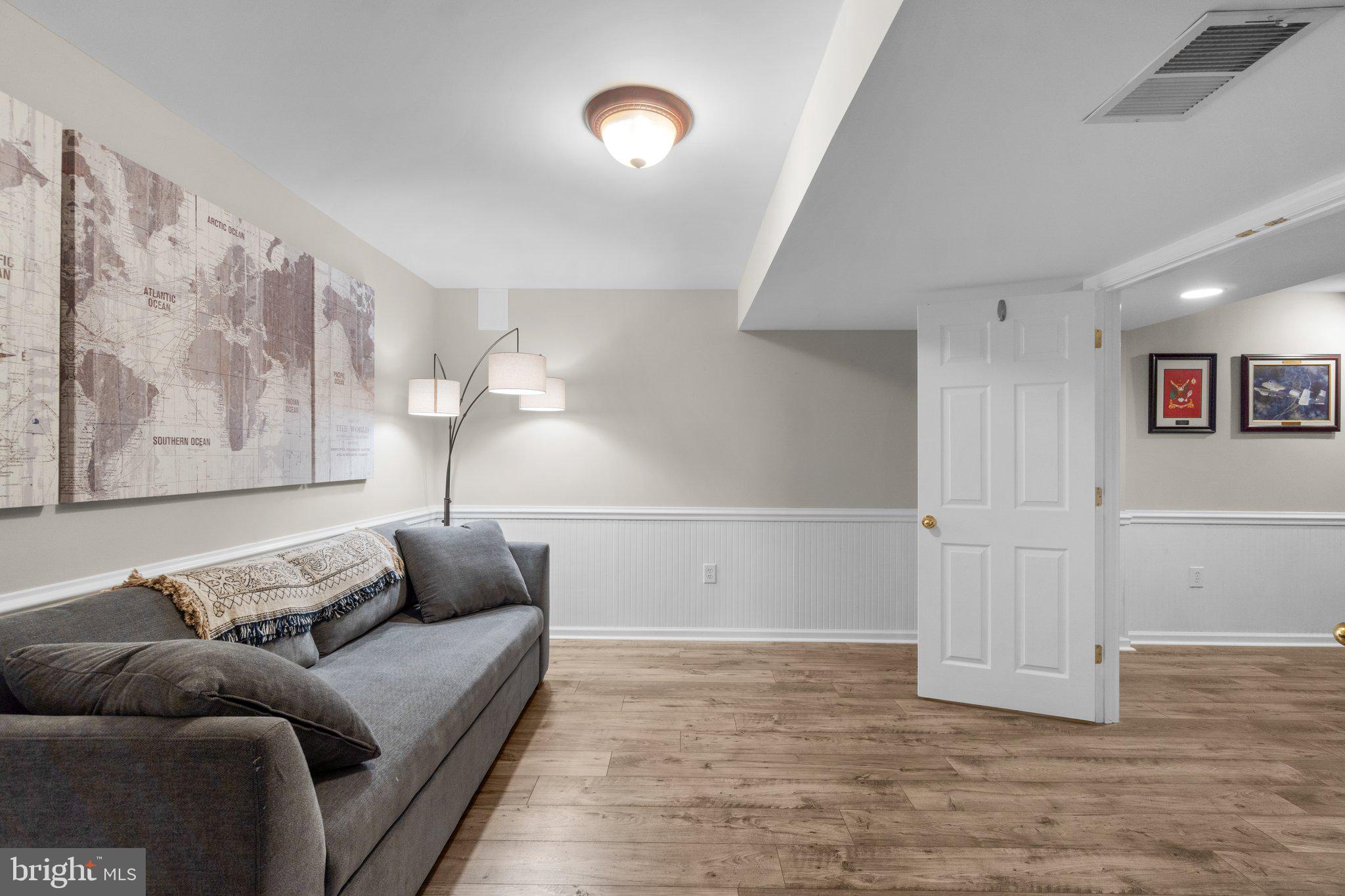 CAMBRIDGE FARMS - Residential