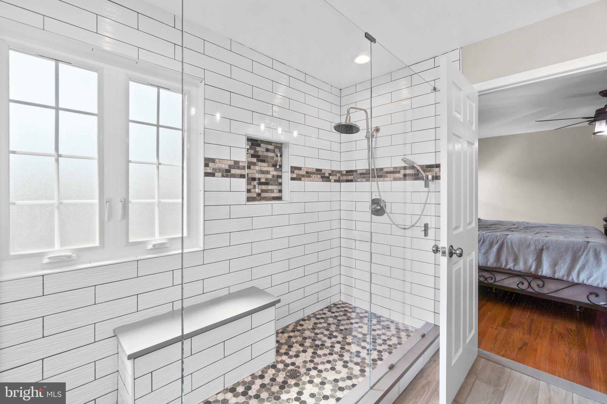 CAMBRIDGE FARMS - Residential