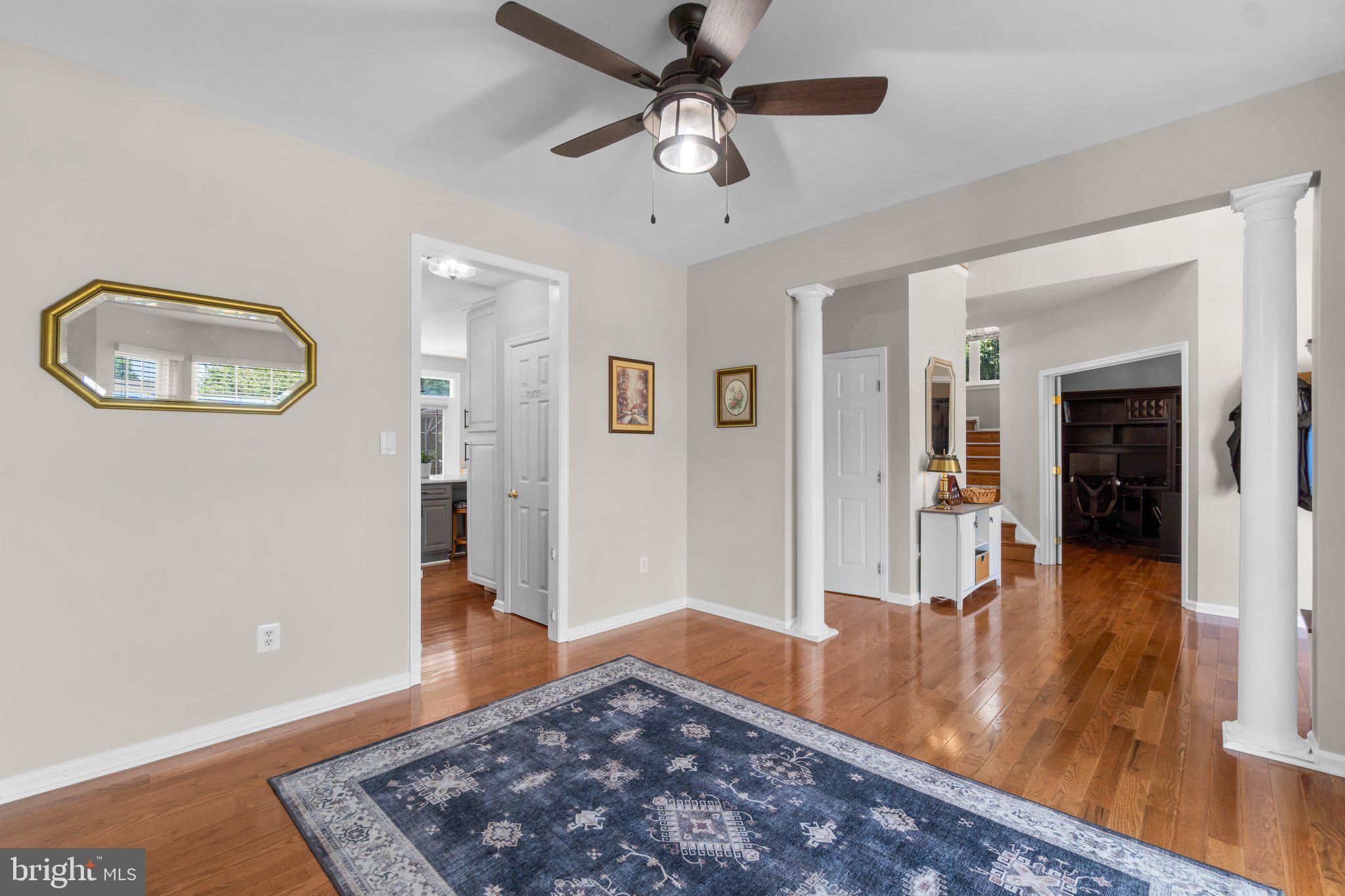 CAMBRIDGE FARMS - Residential