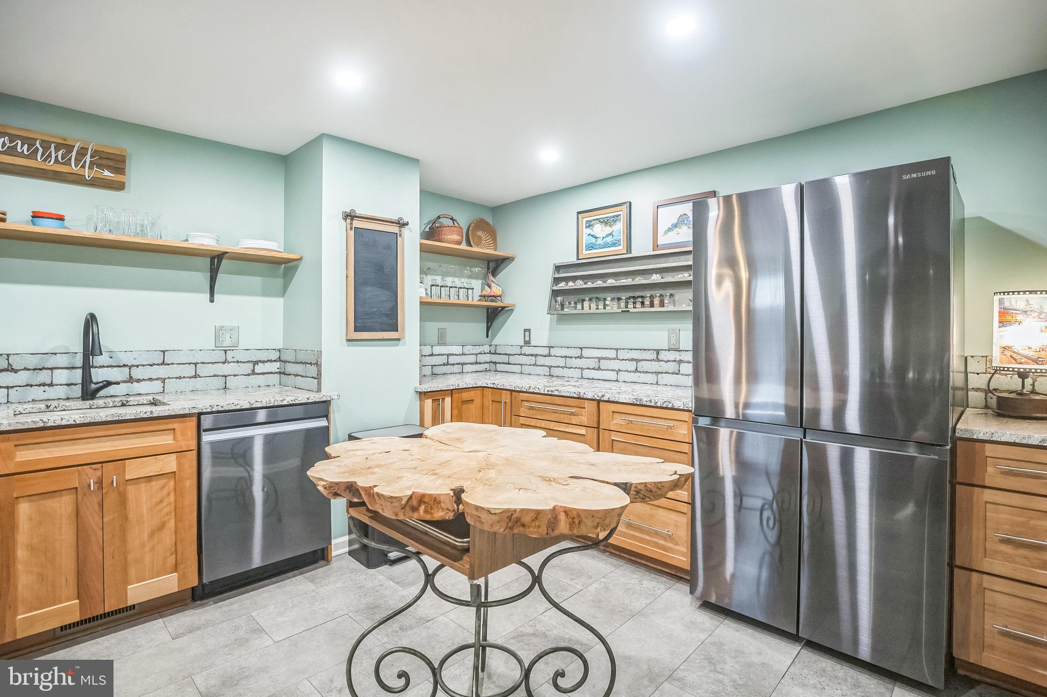GLENSIDE - Residential