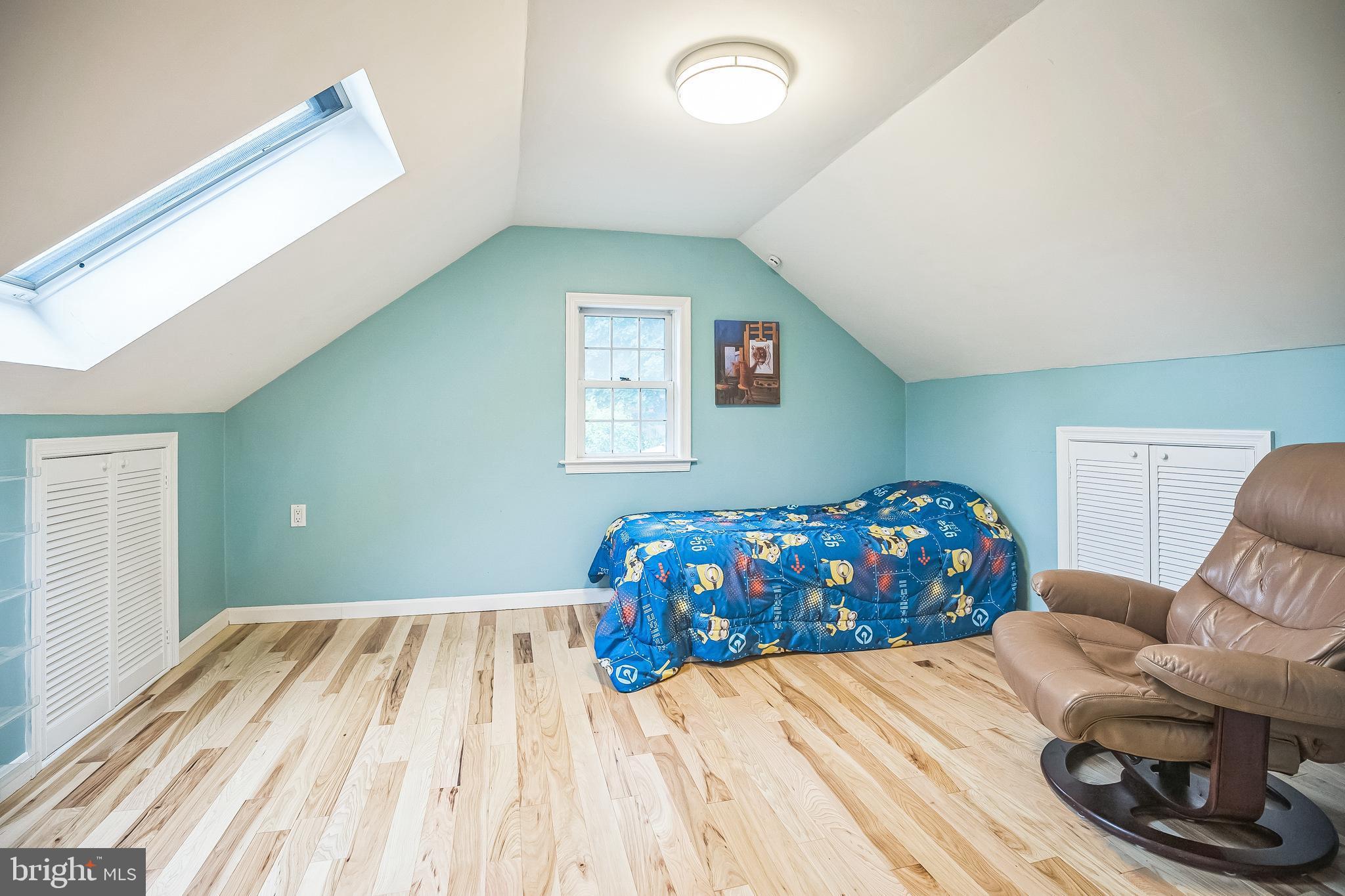 GLENSIDE - Residential