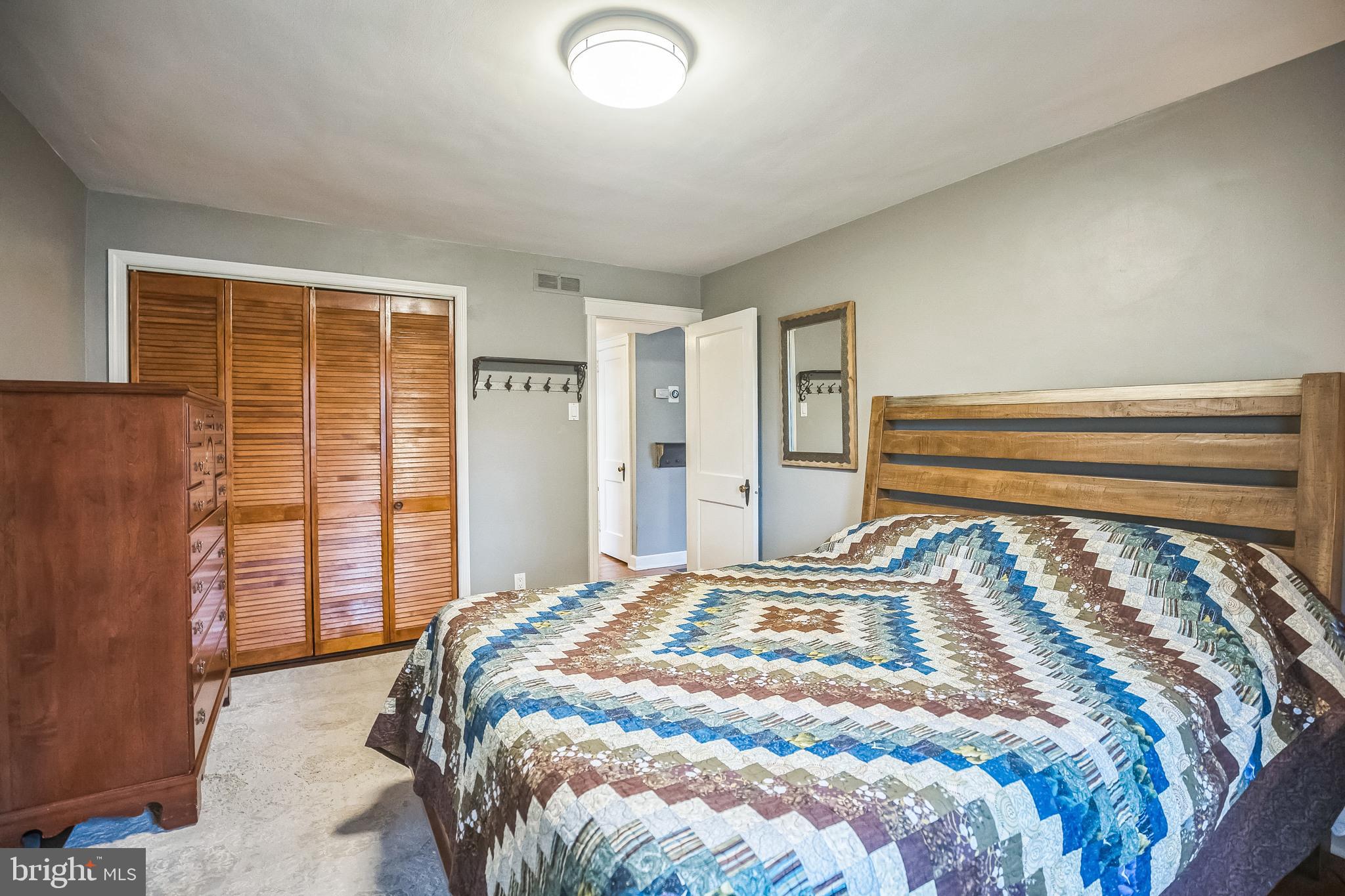 GLENSIDE - Residential