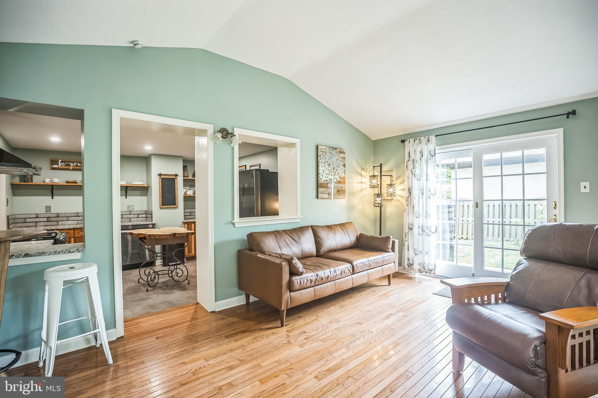 GLENSIDE - Residential
