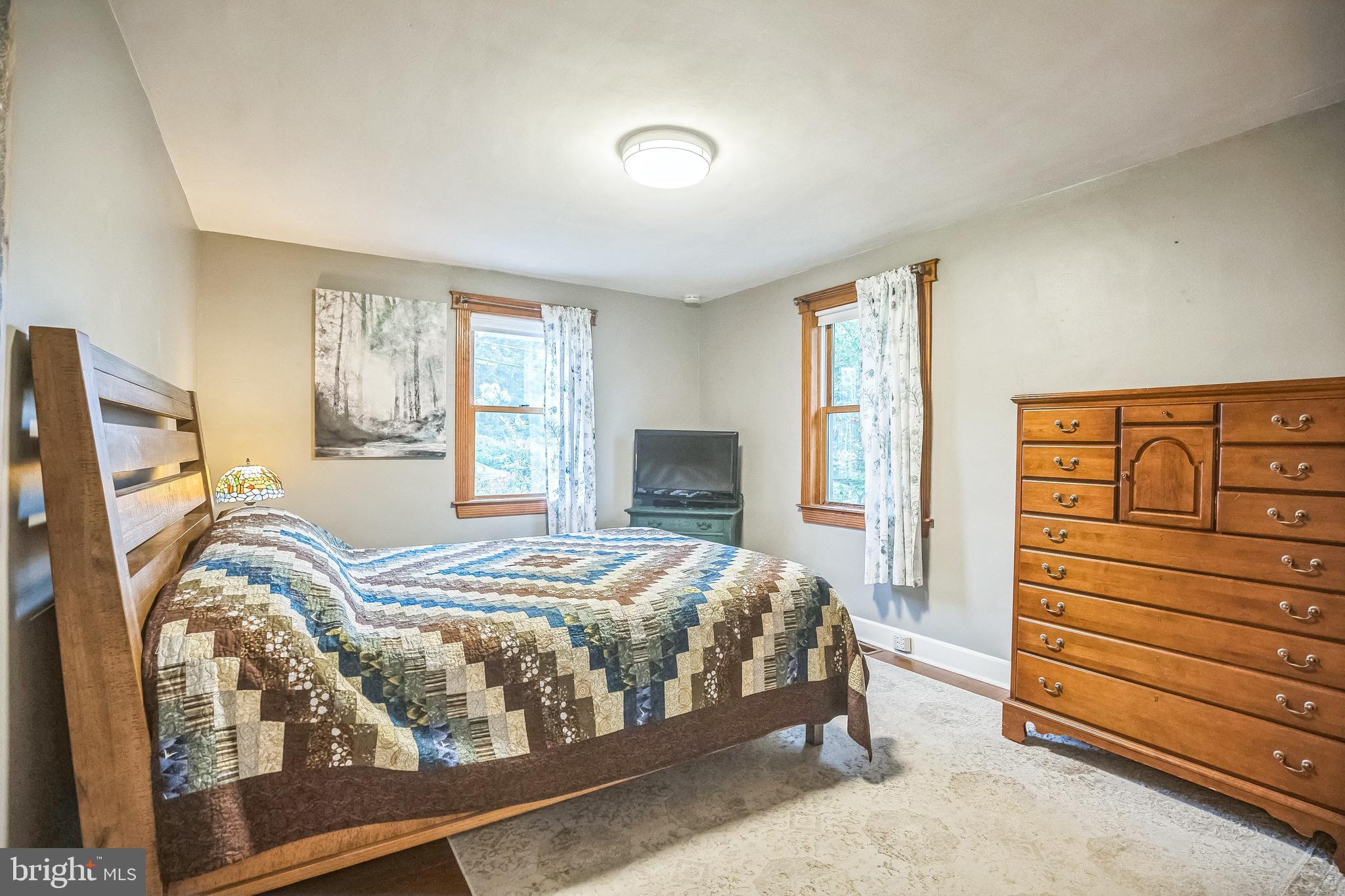 GLENSIDE - Residential