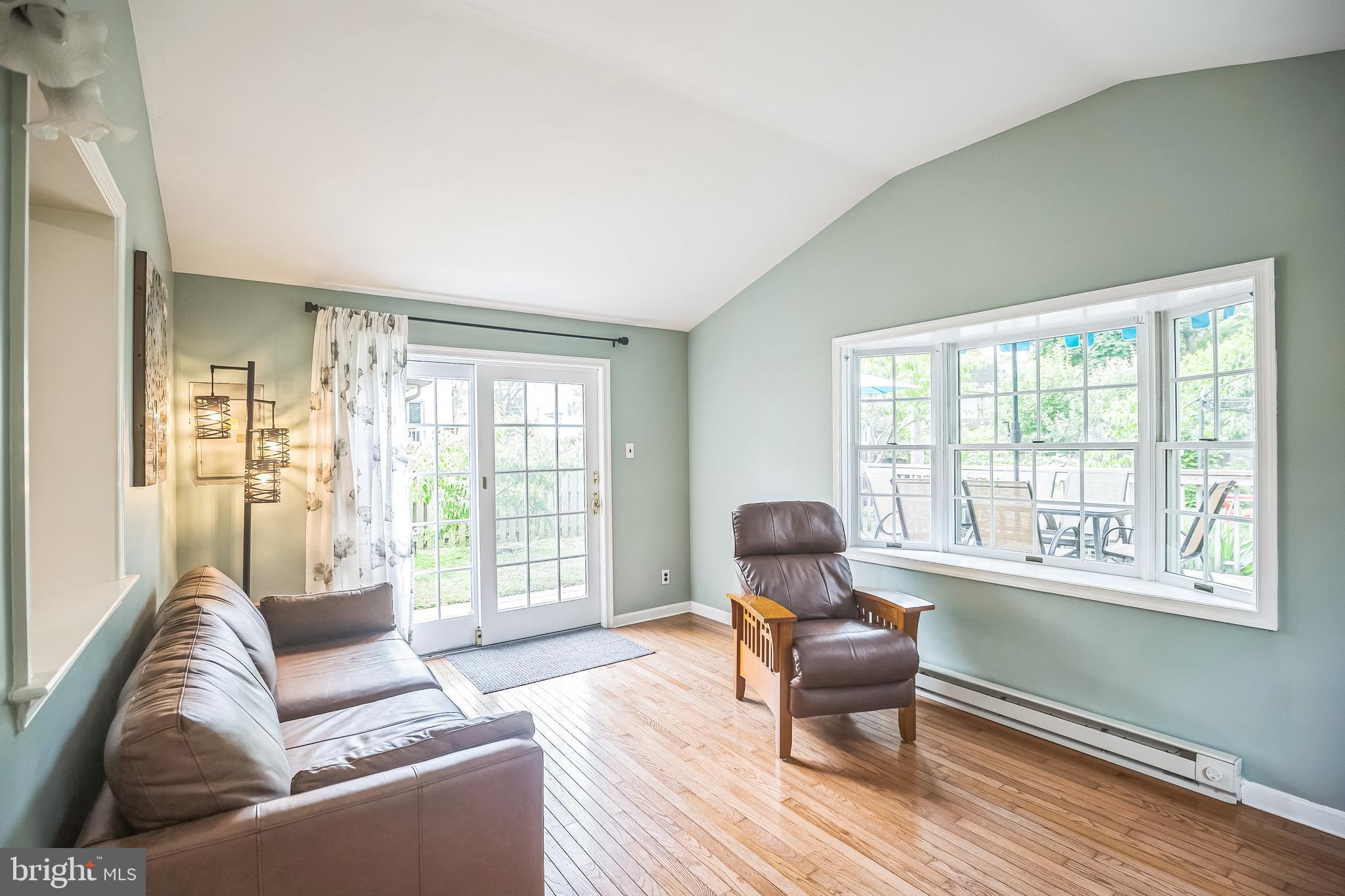 GLENSIDE - Residential