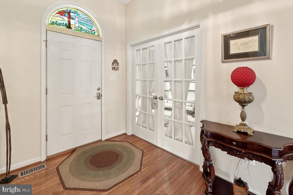 CAMBRIDGE FARMS - Residential