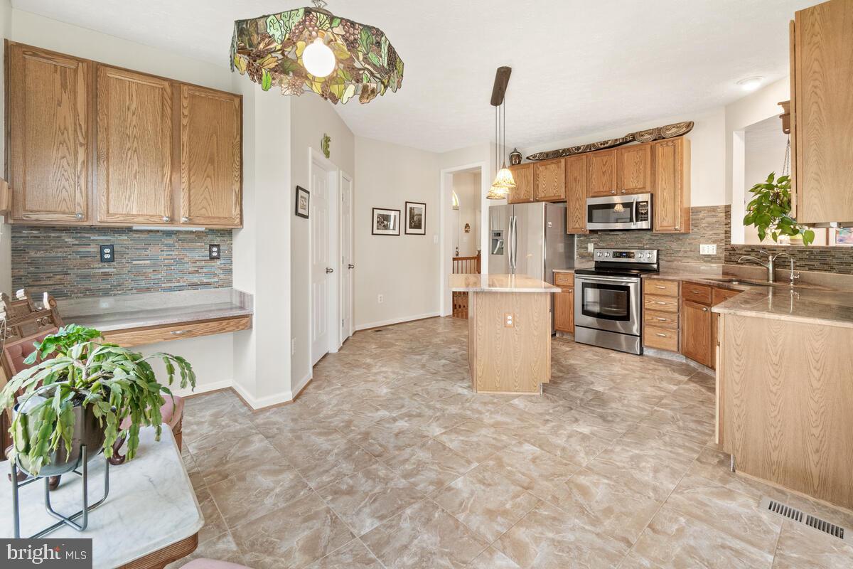 CAMBRIDGE FARMS - Residential