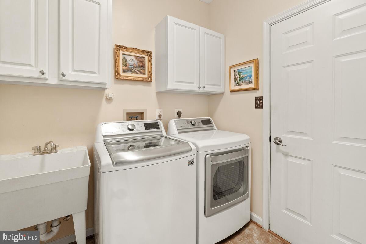 CAMBRIDGE FARMS - Residential