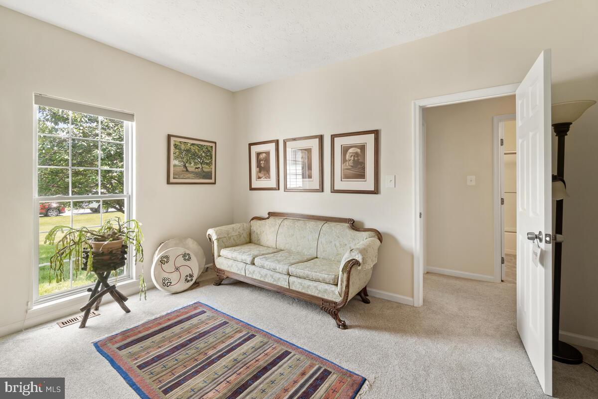 CAMBRIDGE FARMS - Residential