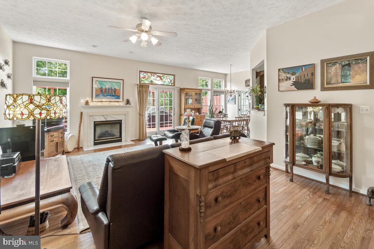 CAMBRIDGE FARMS - Residential