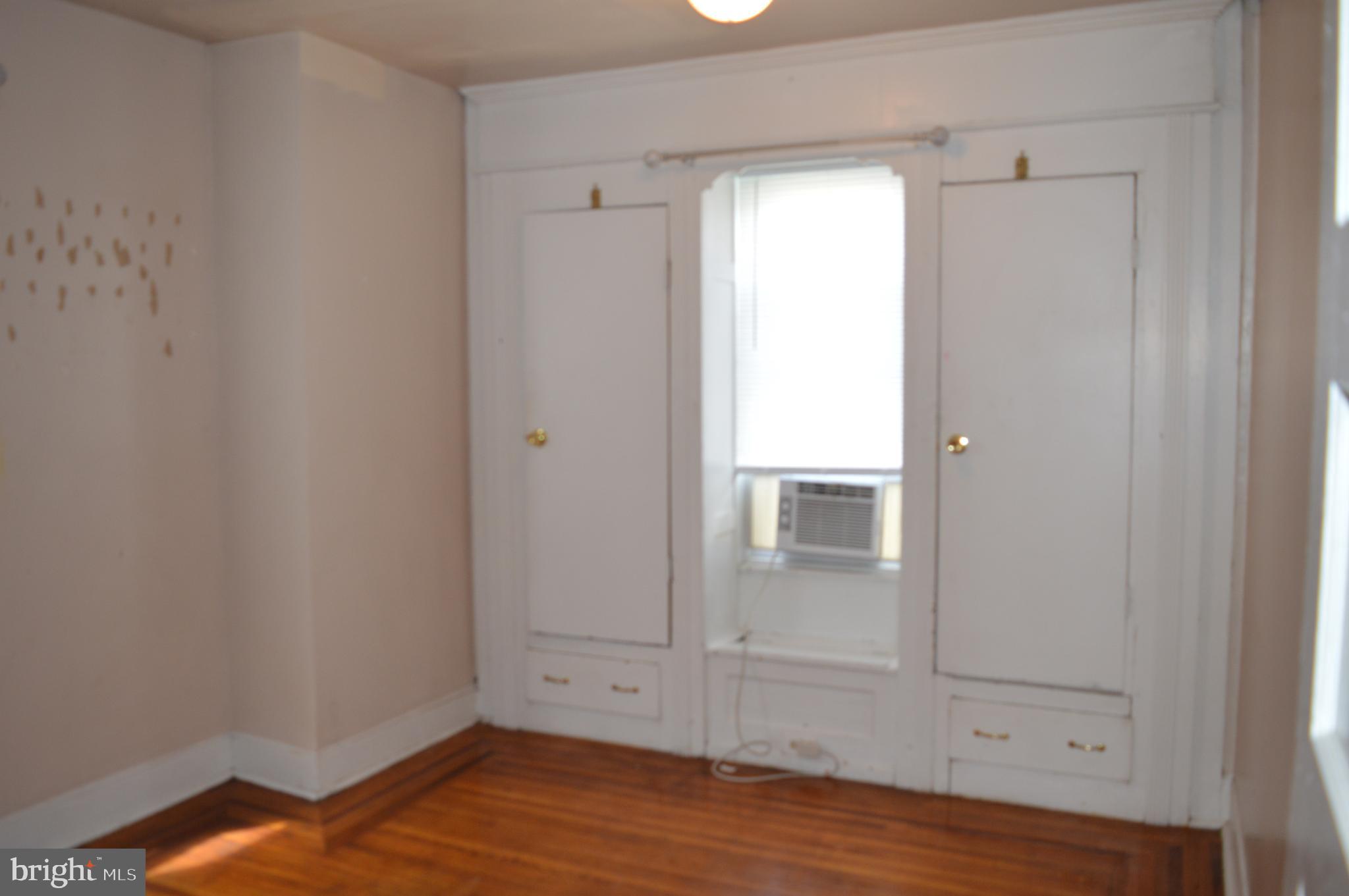 WEST PHILADELPHIA - Residential
